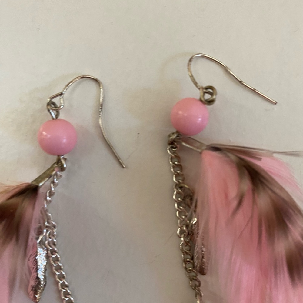 Pair of Justice Feather Earrings - Picture 4 of 8